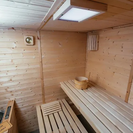 Guest house C